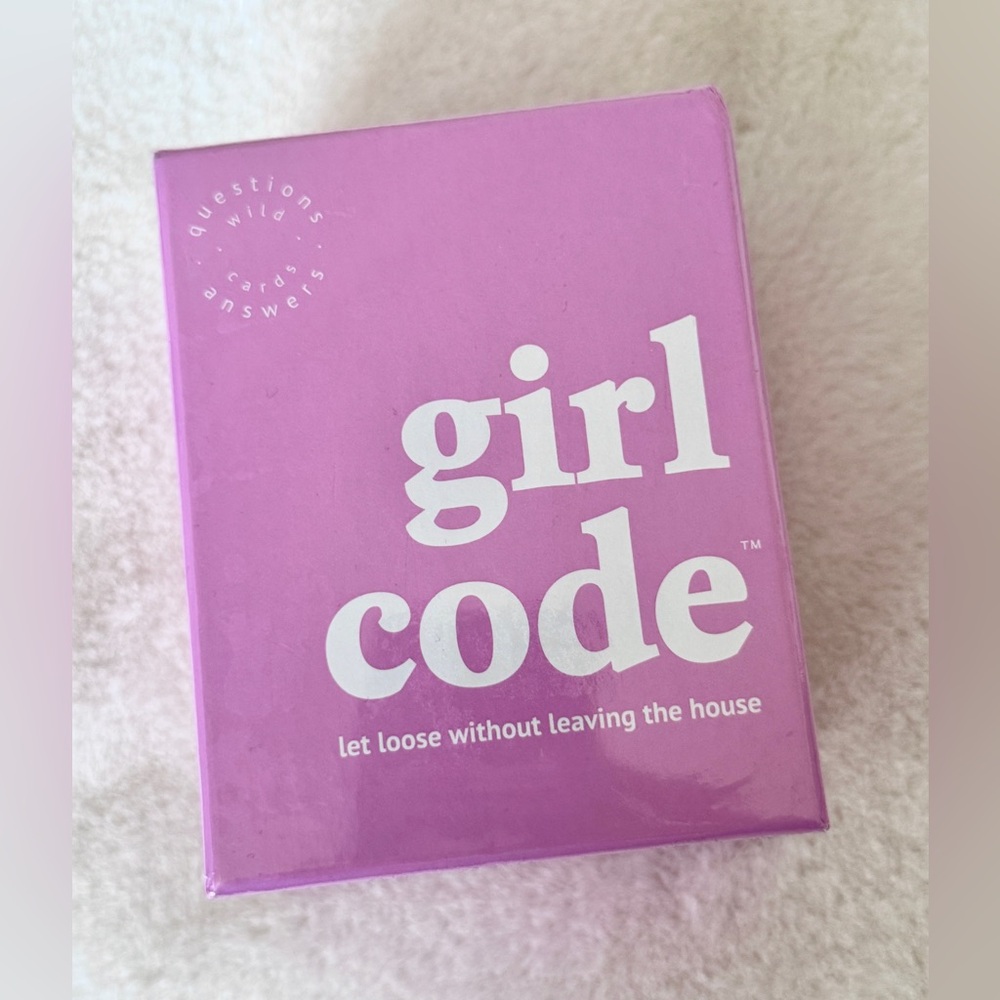 Girl Code Card Game - NIB - Picture 2 of 6